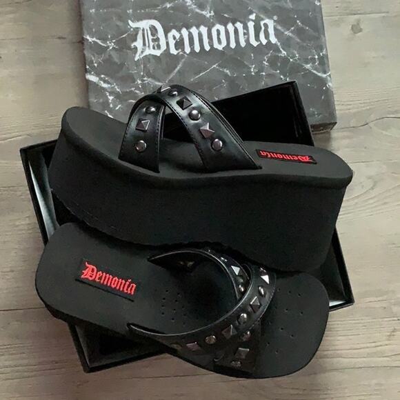 Demonia Shoes - Demonia Funn-29 Sandals